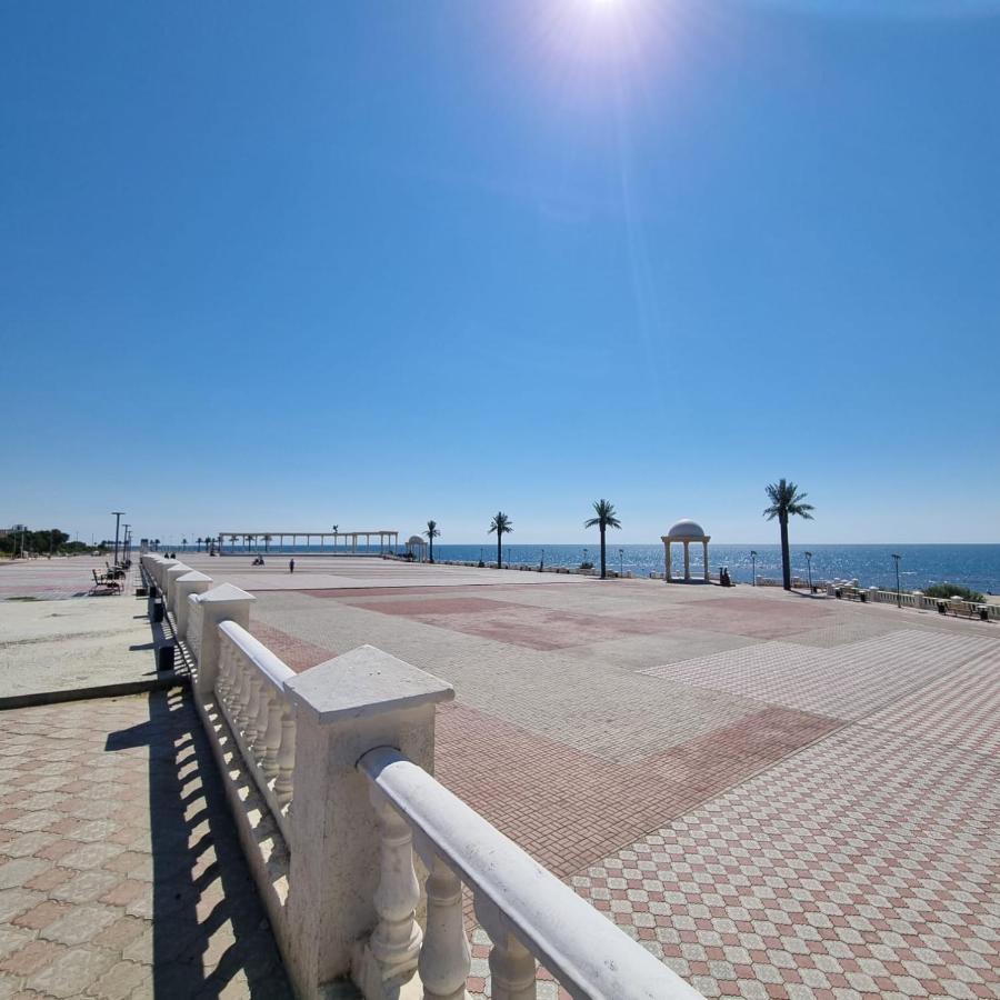 Apartment Flat Near The Sea *
